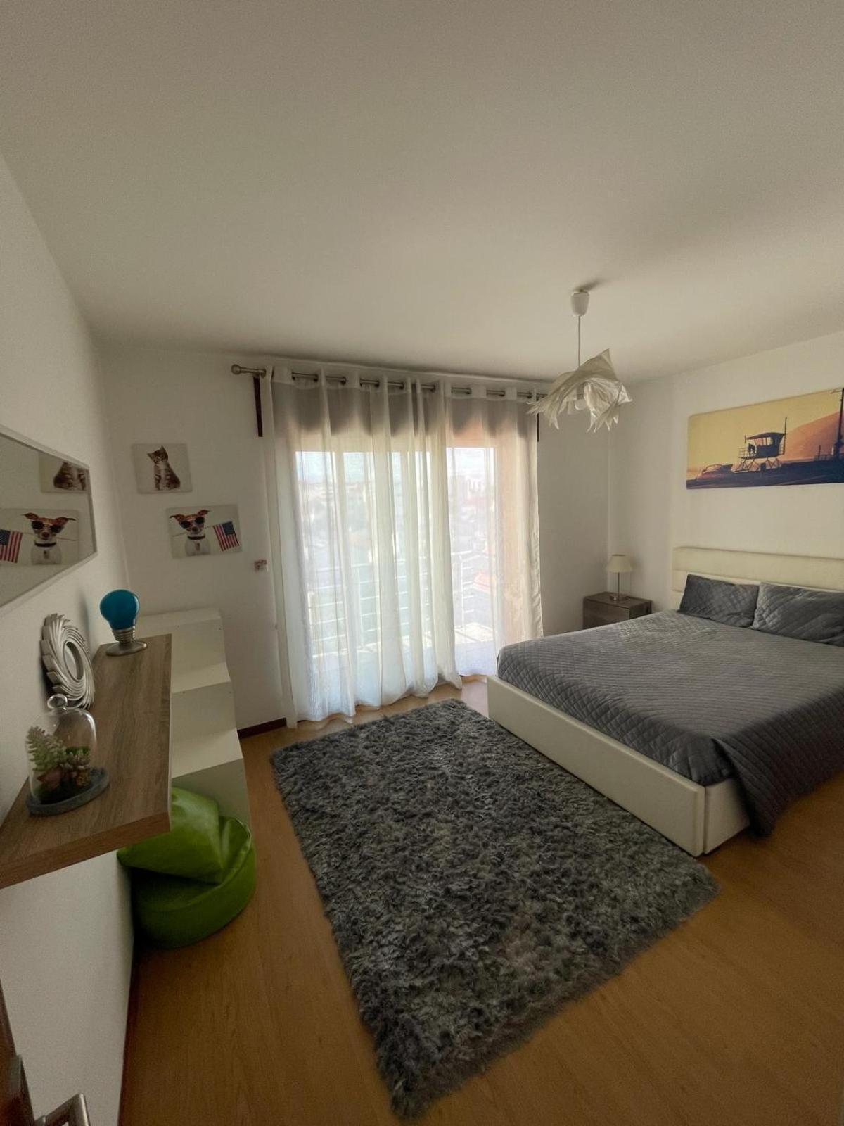 Flat4U Apartment Paredes  Bagian luar foto